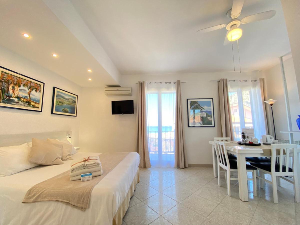 Ma&Mi Guest House تْشيفالو المظهر الخارجي الصورة