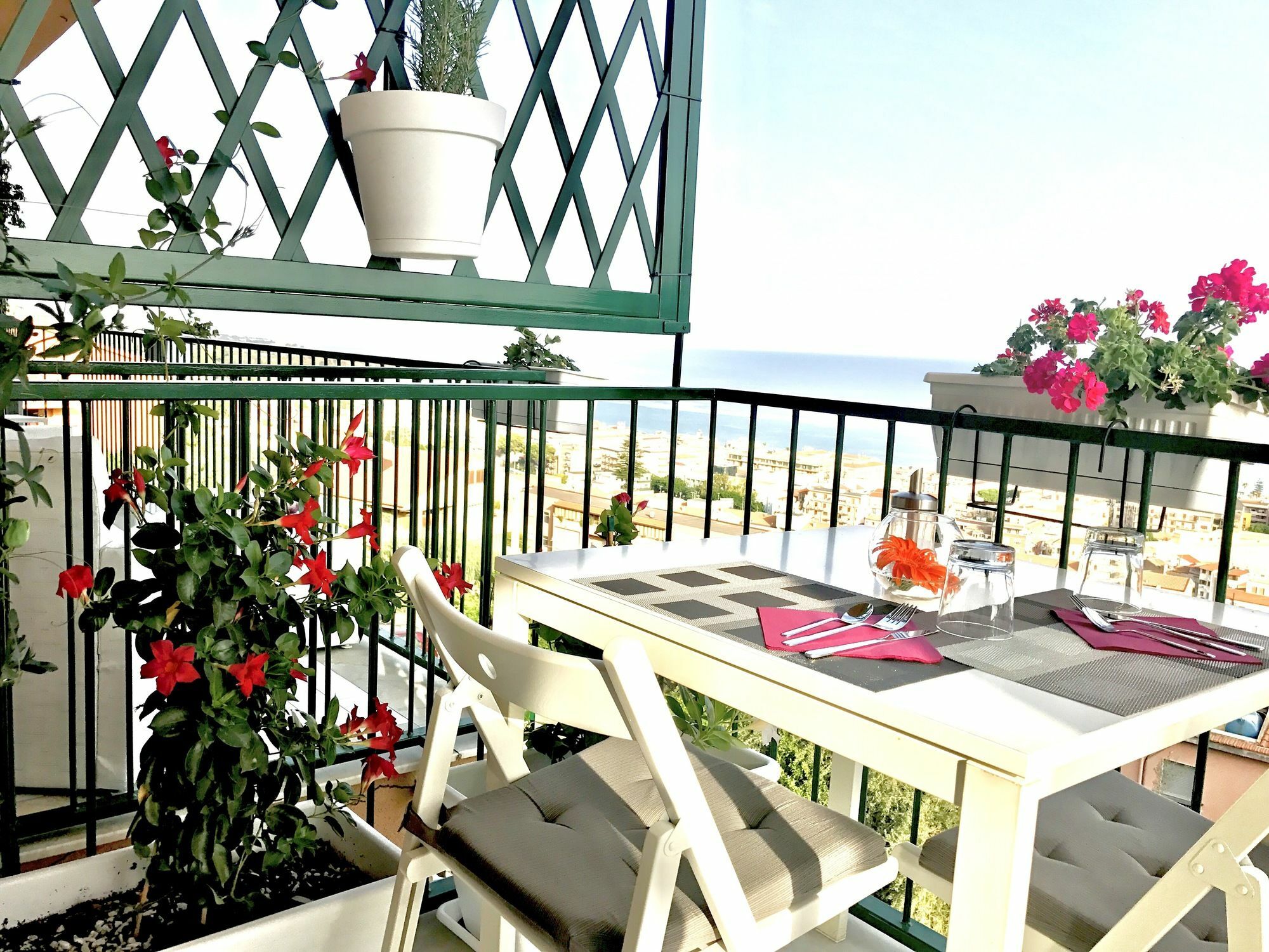 Ma&Mi Guest House تْشيفالو المظهر الخارجي الصورة