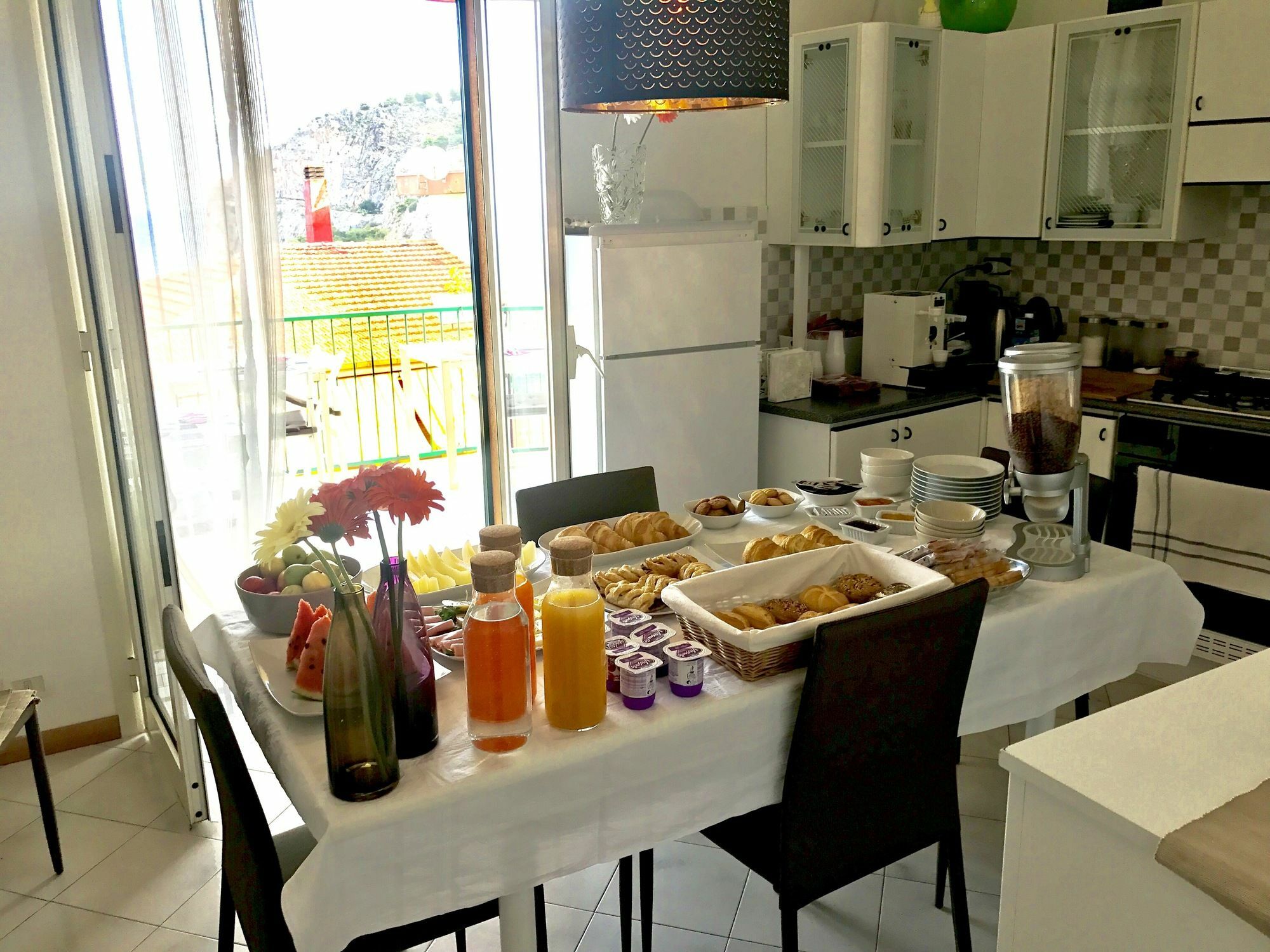 Ma&Mi Guest House تْشيفالو المظهر الخارجي الصورة